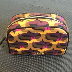 🚫Sold🚫 Vera Bradley Makeup travel bag